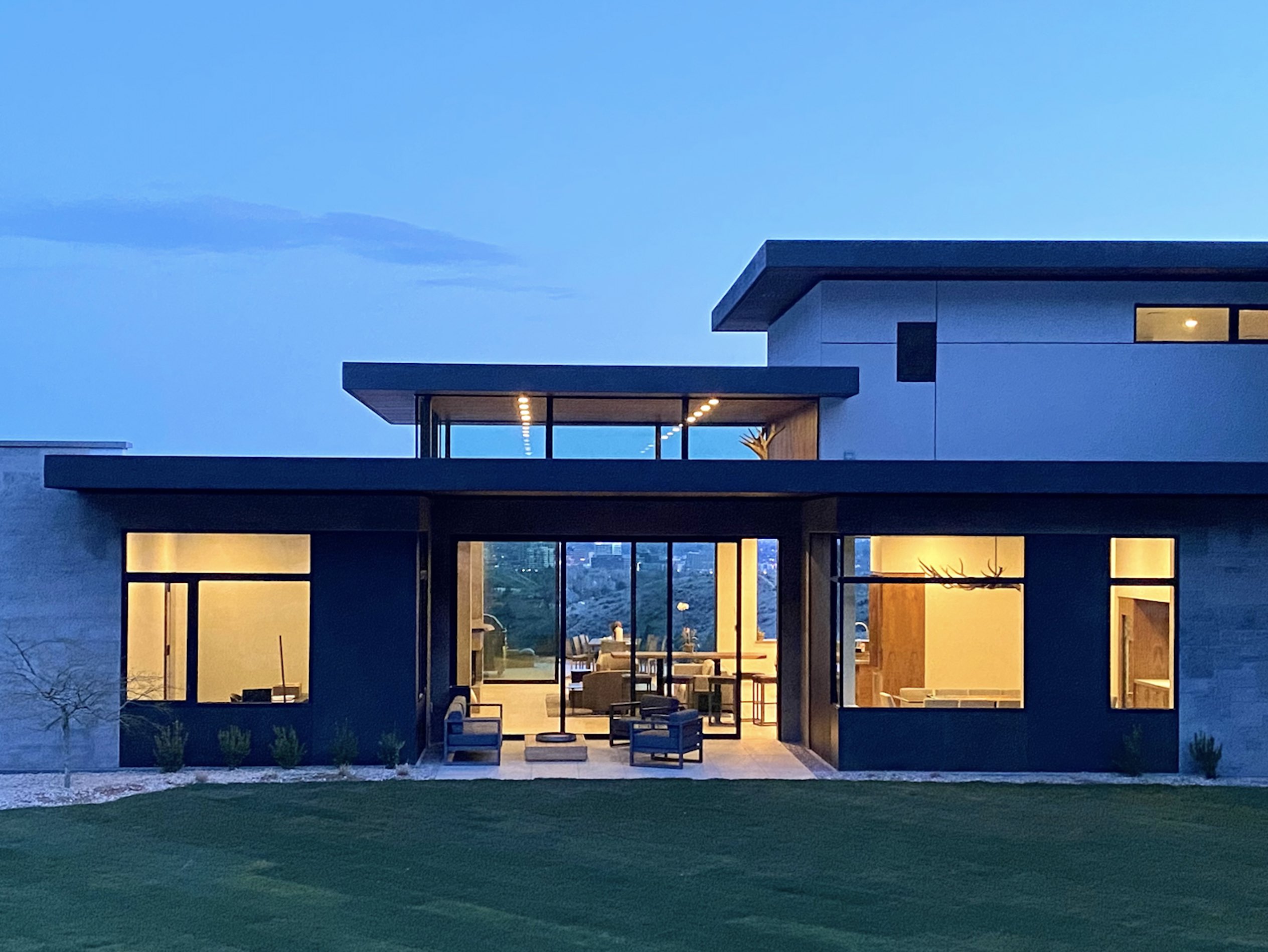 Foothills Residence - Pivot North Architecture